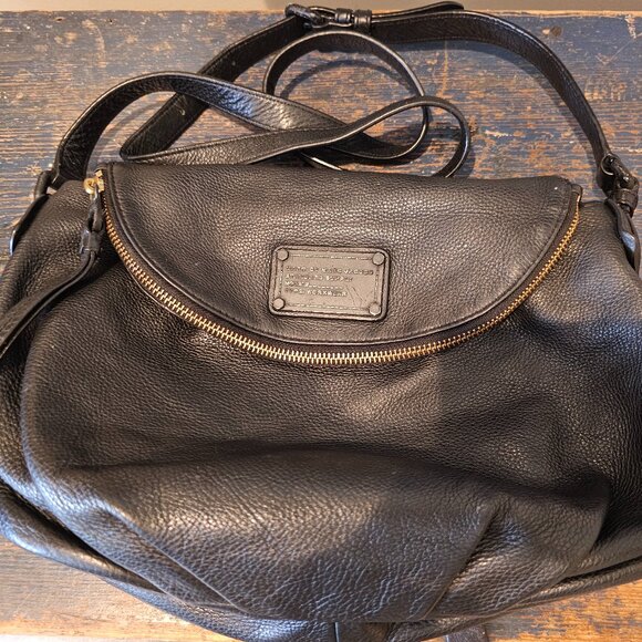 MARC BY MARC JACOBS Classic Q Natasha BLACK Leather Crossbody All Black ~1990's - Picture 3 of 16